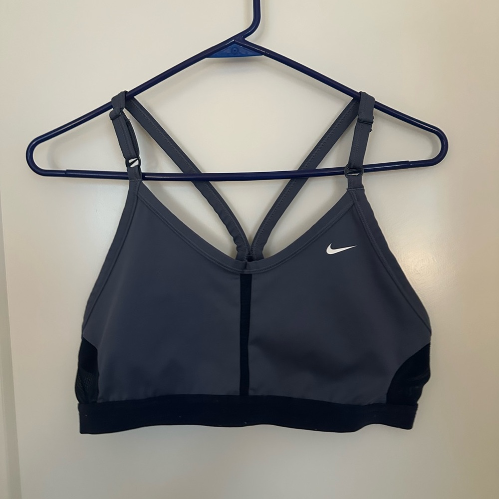 Nike Women's Blue Sports Bra - XL
